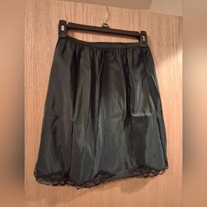 vintage wonder maid fine lingerie half slip with lace floral hem, medium 19 long